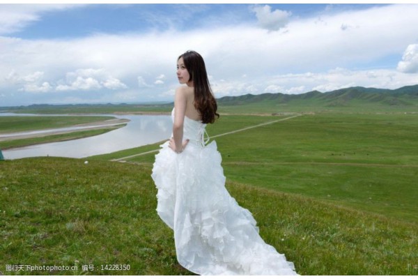 武汉狼论坛桑拿：养生新体验，暖意满身心